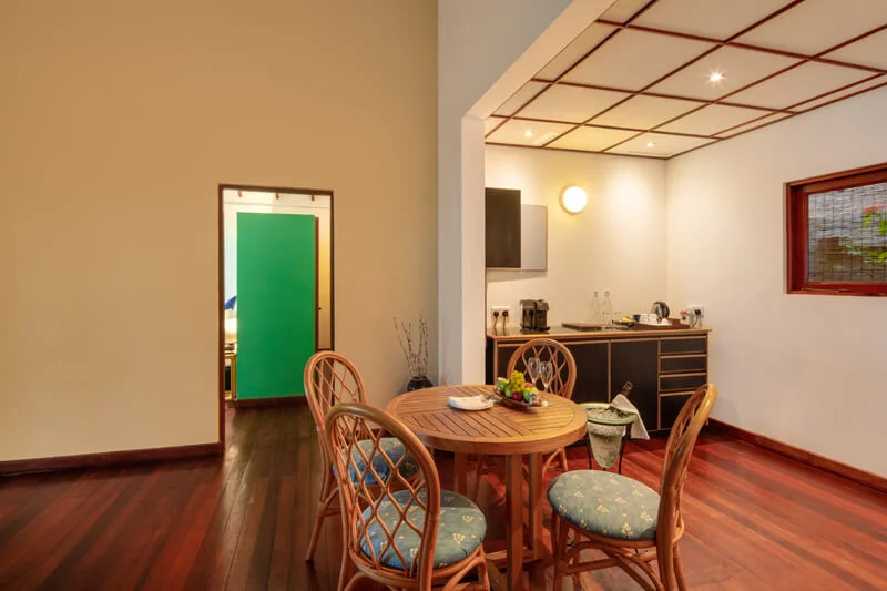 adaaran-meedhupparu-honeymoon-suite-room-4