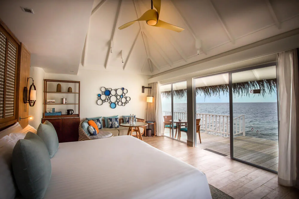 centara-grand-deluxe-water-villa-room-2