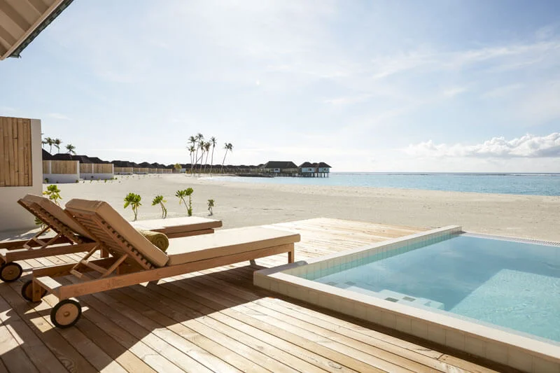 grand-beach-villa-pool-room-1